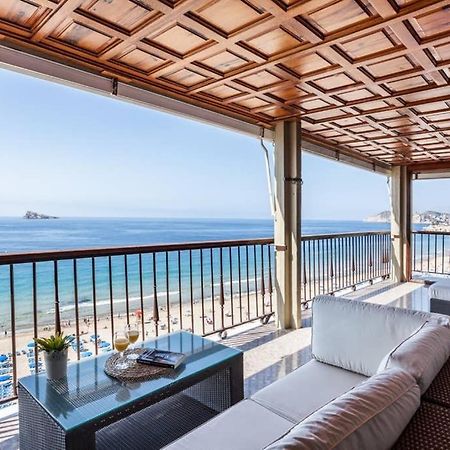 Levante Beach Front Of The Sea Estacha Benidorm Buitenkant foto